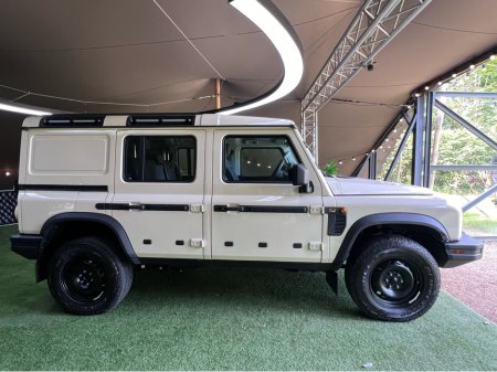 2025 INEOS Grenadier 5-Seat Commercial (N1) €89,995