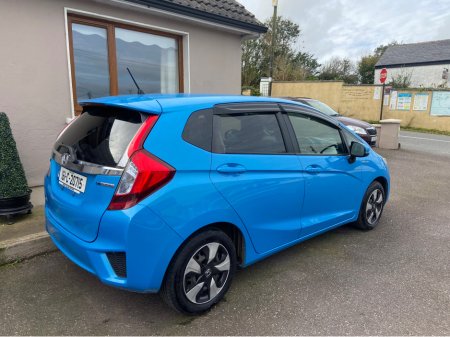 2016 Honda Fit DAA-GP5 HYBRID 5DR AUTO