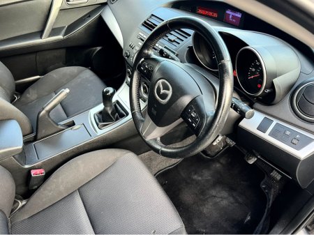 2010 Mazda Mazda3 1.6 D TS 5DR €2,750
