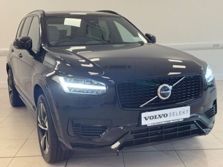 2022 Volvo XC90 T8 PHEV 455hp Plus (Dark Theme)