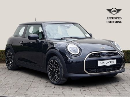 2024 MINI Hatch Exclusive Level 1