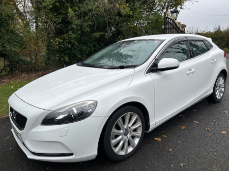 2015 Volvo V40 DBA-MB4164T