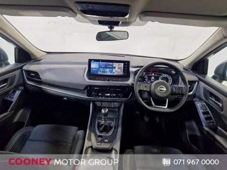 2025 Nissan Qashqai 1.3 PET MILD HYBRID SV