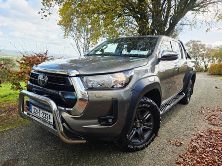 2022 Toyota Hilux 2.8 SR5 D/CAB AUTO 4DR