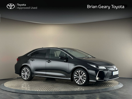 2024 Toyota Corolla HYBRID LUNA SPORT SALOON