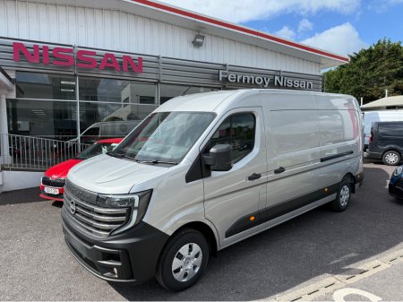 2025 Nissan Interstar L3H2 150 bhp SV Premium Hetaed Windscreen