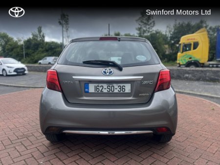 2016 Toyota Yaris YARIS HYBRID €14,950