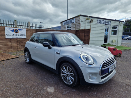 2017 MINI Hatch 1.5 D 3DR COOPER €10,950