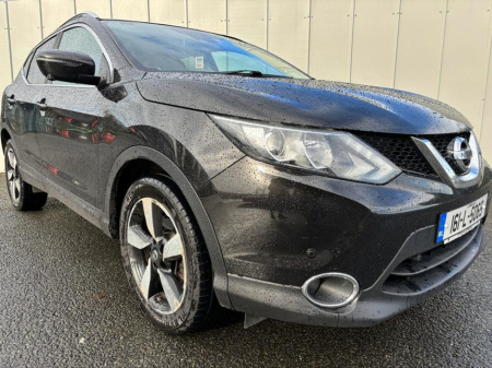 2016 Nissan Qashqai  €11,750
