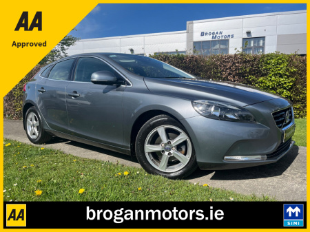 2015 Volvo V40 ****Deposit Taken*****1.6 D2 *Full Cream  Leather*Reverse Camera*New Nct 04-2027*Cruise Control*Full Service History*Low Kilometres*AA & Simi Approved Dealer 2025