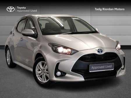 2022 Toyota Yaris HYBRID LUNA 4DR AUTO