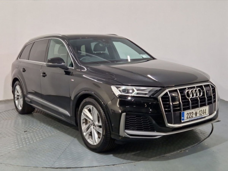 2022 Audi Q7 55 TFSIe S-Line €67,950
