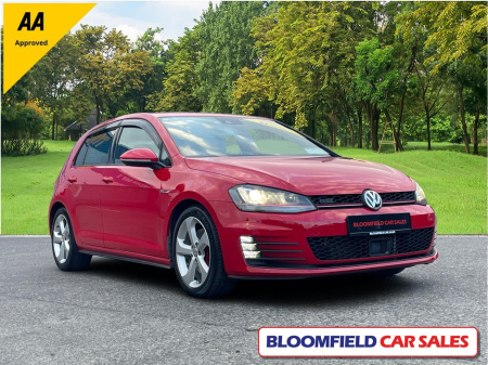 2015 Volkswagen Golf GTI 2.0 AUTO // LOW MILEAGE