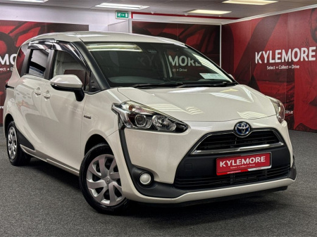 2018 Toyota Sienta 1.5 HYBRID 7 SEATER - AIR CONDITIONING - REAR PRIVACY GLASS