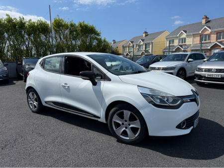 2016 Renault Clio IV DYNAMIQUE NAV 1.2 PETR 4DR