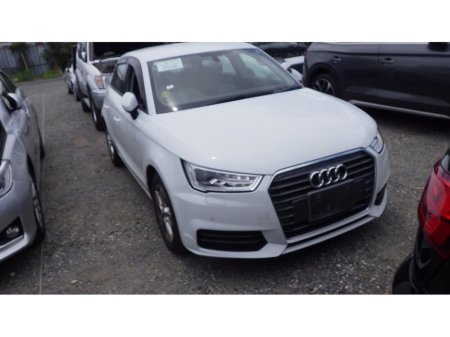 2016 Audi A1 1.0 TFSI €13,930