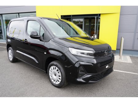 2025 Opel Combo SPORTIVE 1.5 D-TURBO