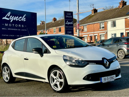 2015 Renault Clio IV EXPRESSION 1.2 PET 4DR €8,500
