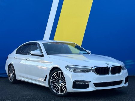 2017 BMW 5 Series 523d M-SPORT 2.0 AUTO // DIGITAL SERVICE HISTORY // FOUR-WHEEL-STEERING // HEADS-UP DISPLAY