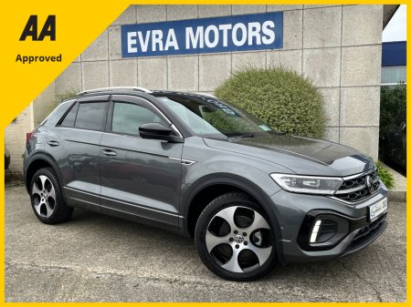 2023 Volkswagen T-Roc R-LINE AUTOMATIC 2.0 DIESEL //LOW MILES//HIGH SPEC//HEATED SEATS//BLIND SPOT WARNING//KEYLESS ENTRY//HALF LEATHER//