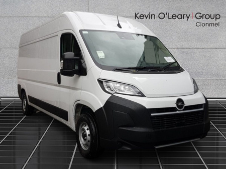 2025 Opel Movano L3H2 2.2 3.5T NEW €32,164