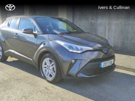 2023 Toyota C-HR C-HR HYBRID LUNA €32,950