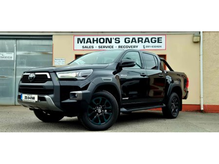 2025 Toyota Hilux 2.8D4D INVINCIBLE  X 201BHP D/C