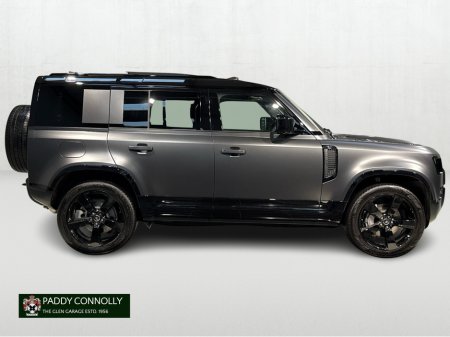 2025 Land Rover Defender (252) 110 X Dynamic HSE 6 Seater