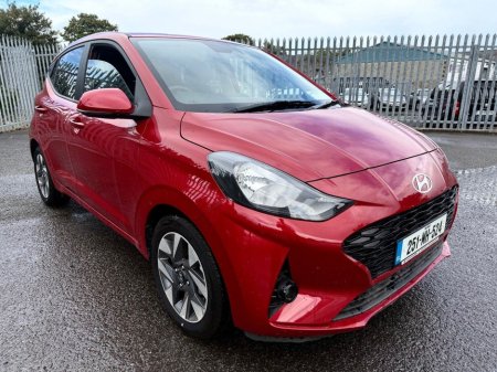 2025 Hyundai i10 1.0i Deluxe Plus *DEMO SALE*
