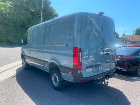 2025 Mercedes-Benz Sprinter 4x4 SELECT
