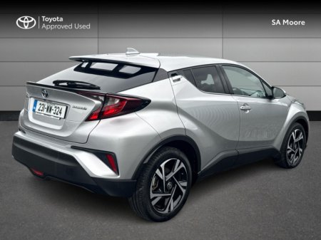 2023 Toyota C-HR HYBRID SPORT €31,995