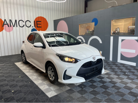 2022 Toyota Yaris ONLY €17950! YARIS AUTOMATIC 1.0 PETROL / 44k KMs / REVERSE CAMERA & MORE €17,950