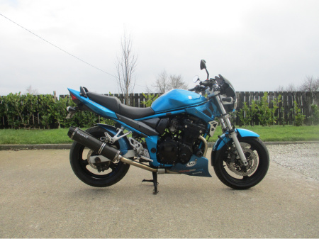 2009 Suzuki Gsf Bandit GSF650K6 FULL POWER MODEL. ONLY  44521 KMS AND IN SHOWROOM CONDITION !!
