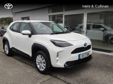 2022 Toyota Yaris  €24,990