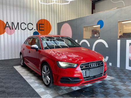 2015 Audi S3 SPORTBACK S3 AUTOMATIC / 39k KMs / Heated Leather / Adaptive Cruise, Reverse Camera & More