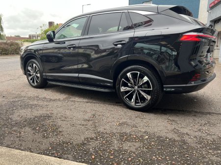 2025 MG HS PHEV TROPHY BRAND NEW