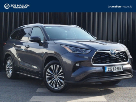 2022 Toyota Highlander SOL AWD 7 Seater.