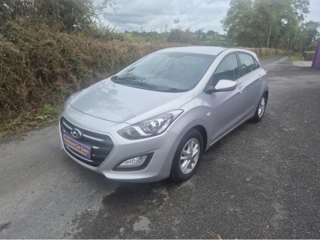 2015 Hyundai i30 SE BLUE DRIVE CRDI €10,250