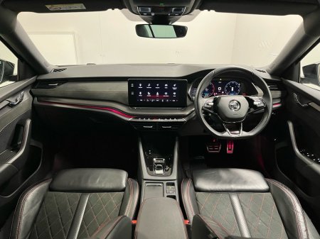 2024 Skoda Octavia RS Combi DSG 2.0TDI 200BHP - Reversing Camera - Sat Nav - Climate Control - Electric Heated Memory Seats - Keyless Start - Apple CarPlay/Android Auto