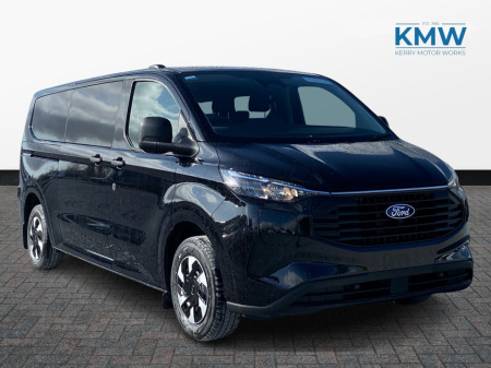 2025 Ford Transit Custom Kombi 2.5 LWB Trend PHEV Automatic 9 seater €58,500