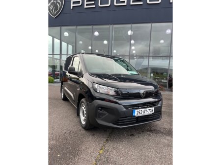 2025 Peugeot Partner  €26,423