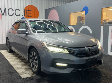 2017 Honda Accord AUTOMATIC 2.0 HYBRID ACCORD / Only 22k KMs! / Adaptive Cruise & Reverse Camera