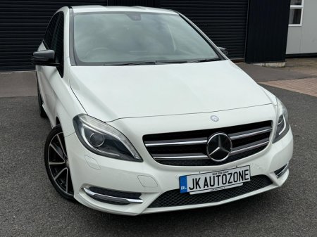 2013 Mercedes-Benz B Class B180 AUTO 5DR