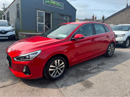 2017 Hyundai i30 new shape petrol €11,200