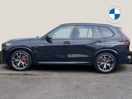 2023 BMW X5 xDrive50e M Sport €86,995