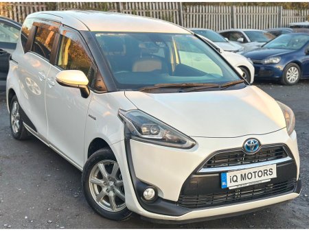 2016 Toyota Sienta 1.5L Automatic Petrol Hybrid  7-Seater  Low Mileage (2483) €13,995