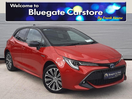 2020 Toyota Corolla HYBRID LUNA SPORT**Digital Dash**Touchscreen Media**Reverse Camera**Multifunctional Steering Wheel**Foldable Mirrors**Black Cloth Interior**Isofix**Electric Handbrake**Air Conditioning**Keyless Start* €20,995