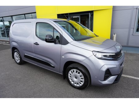 2025 Opel Combo Sportive 1.5 130PS AUTOMATIC
