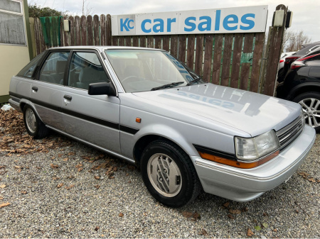 1986 Toyota Carina EXECUTIVE , 1 FAMILY FROM NEW , RARE SUNROOF MODEL , VERY CLEAN & RUNS WELL , EXECUTIVE MODEL , FREE DELIVERY NATIONWIDE. €4,950