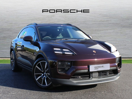 2025 Porsche Macan 4 Electric €88,000
